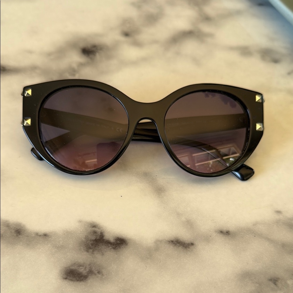 Valentino Black Cat-Eye Sunglasses with Studded Details